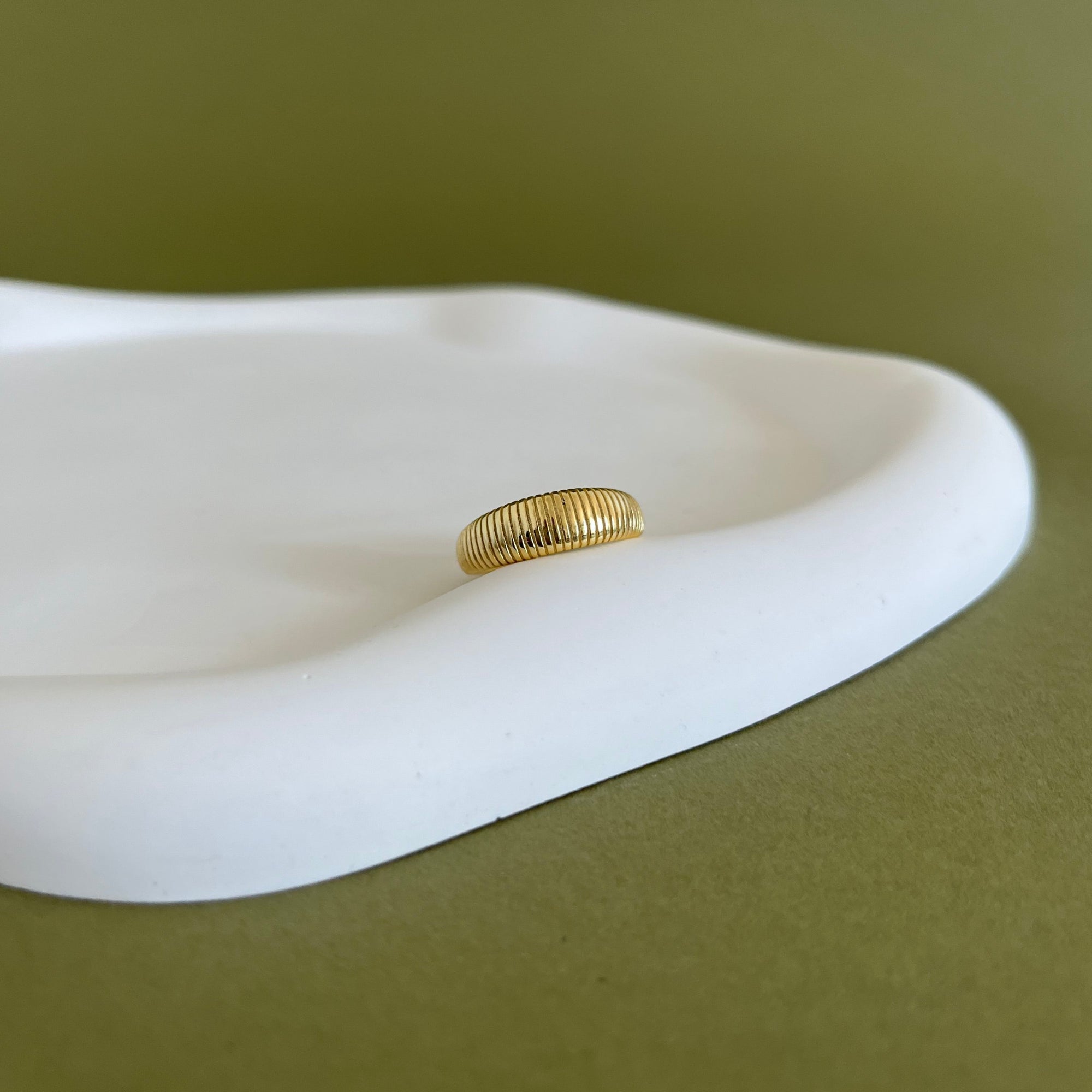 Armadillo Gold Ring